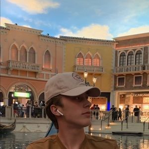 Meet your Posher, Giani